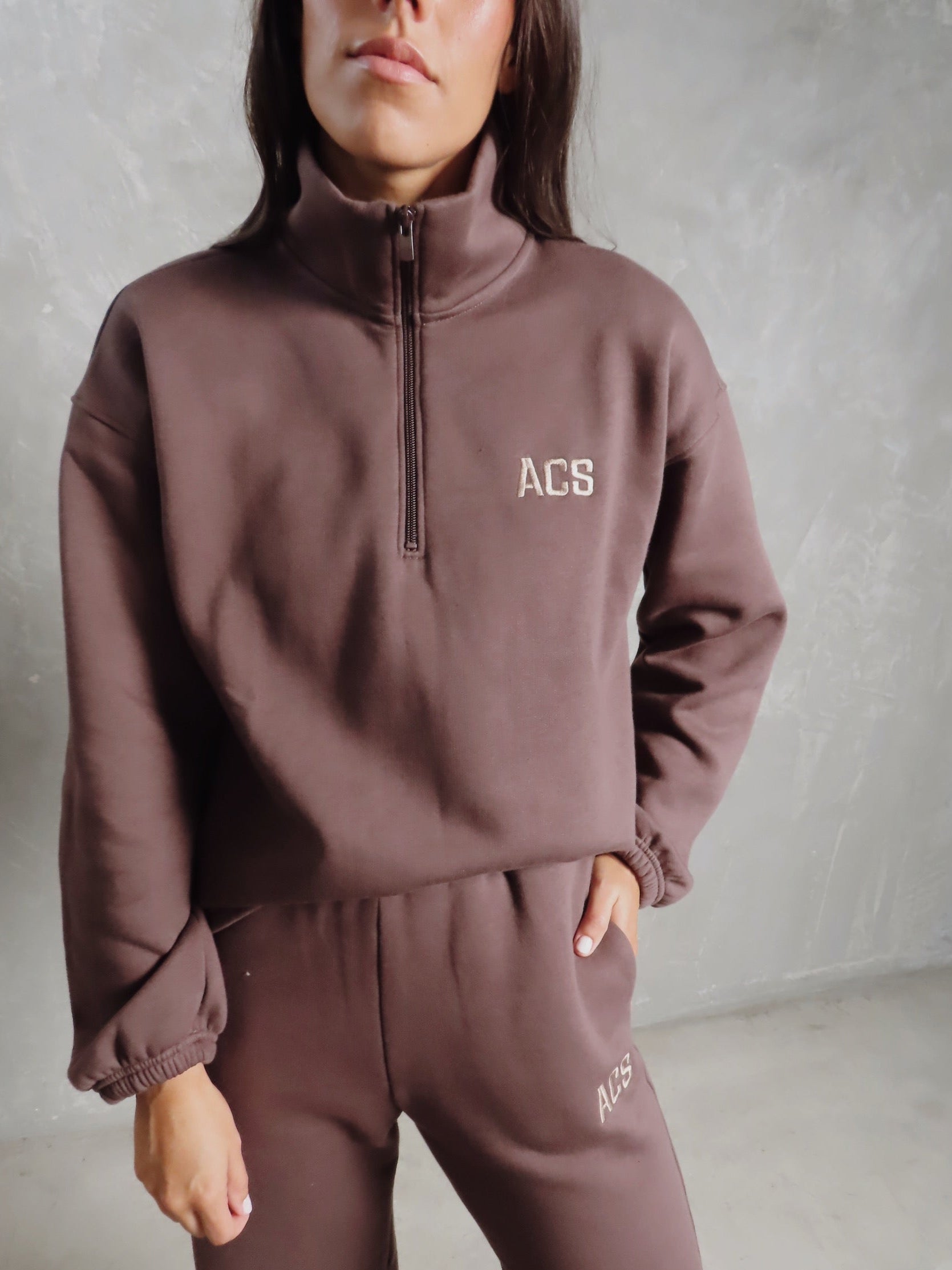 Essential Hoodie Zip