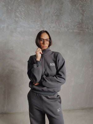 Essential Hoodie Zip